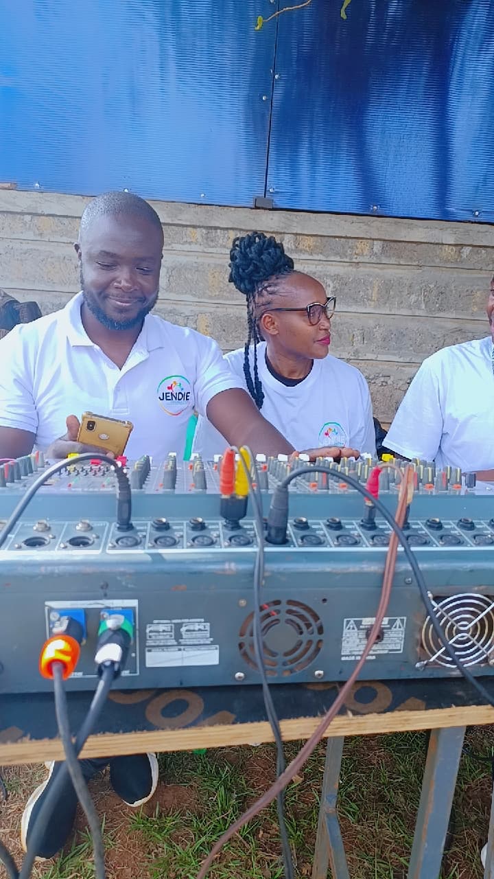 Vehicle sound system wiring and amplifier repair